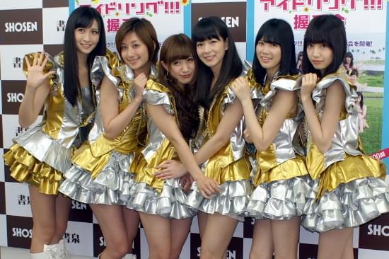 アイドリング!!!が水着で集合「ムギュッとなった胸を見て」