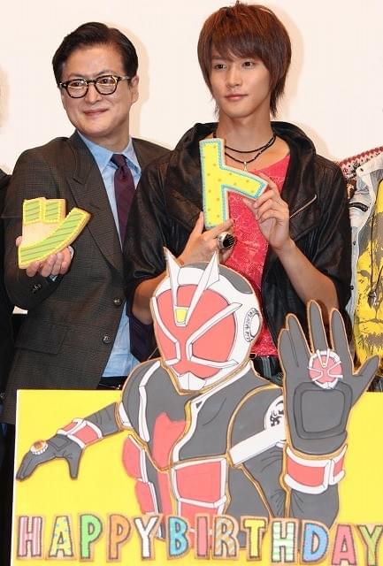 白石隼也、23歳の誕生日＆ウィザード封切りで喜びダブル