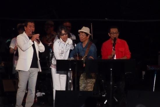 震災忘れない… さだまさし、地元長崎から東北向け仲間たちと熱唱