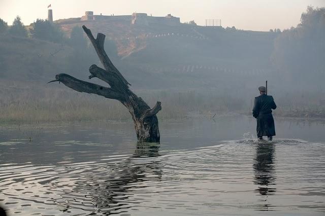 「遥かなる勝利へ」の一場面
