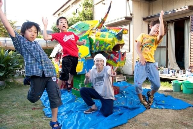 蓮實重彦氏＆岩井俊二監督、「HOMESICK」監督をユニークに称賛