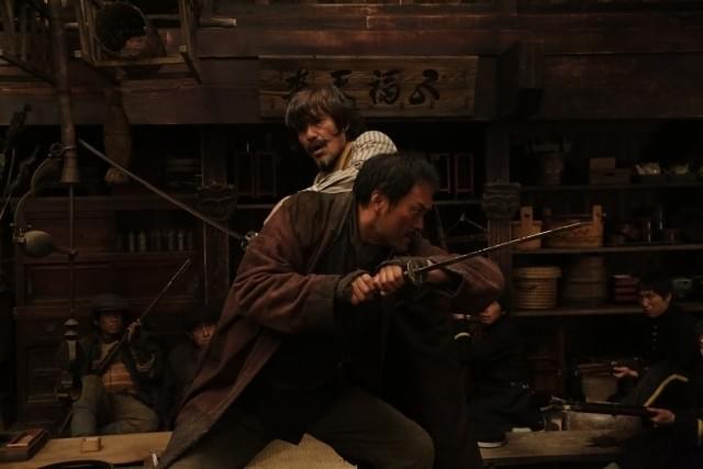 日本版「許されざる者」から渡辺謙＆佐藤浩市の壮絶な殺陣初公開