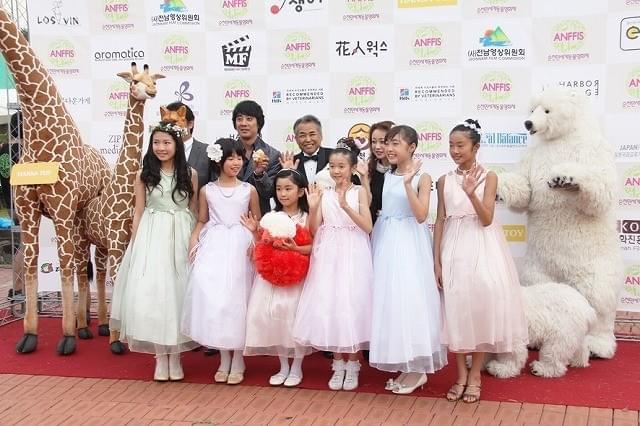 山崎まさよし、韓国の動物映画祭で「キタキツネ物語」主題歌を披露