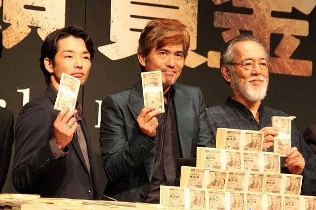 阪本順治監督、佐藤浩市ら、骨太エンタメ作「人類資金」に絶対的な自信
