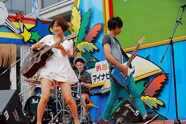 「カノ嘘」劇中バンドの「MUSH&Co.」がお台場でお披露目ライブ