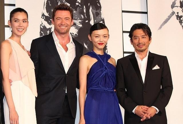 “SAMURAI”ヒュー・ジャックマン凱旋に1000人興奮！日本のファンは「スバラシイ」