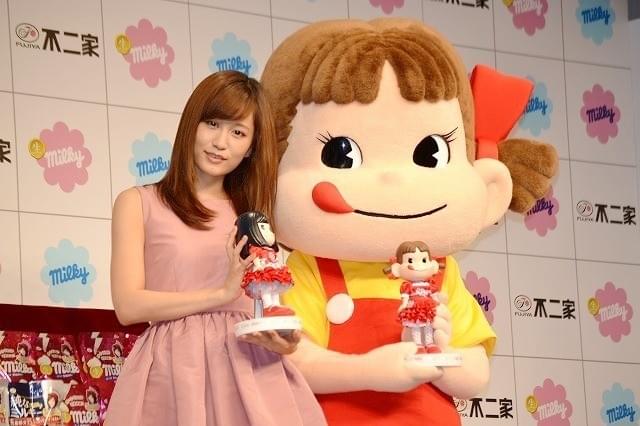 ペコちゃんと“初共演”した前田敦子