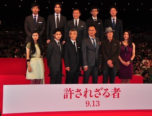 「強い映画になった」渡辺謙、4000人にこん身作「許されざる者」をアピール