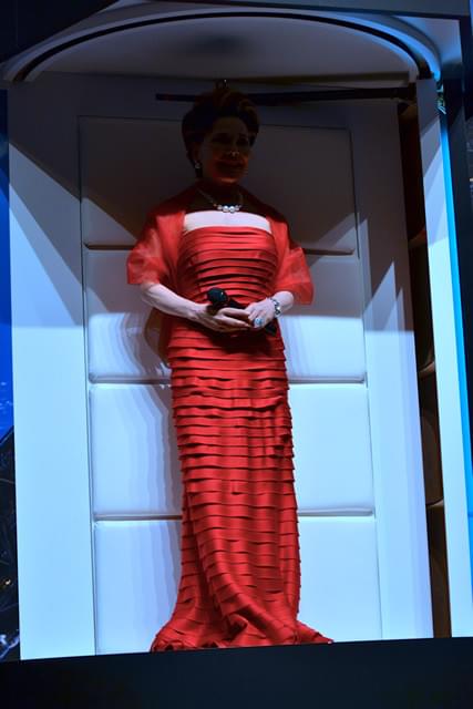 デビ夫人が「エリジウム」細胞再生ポッドで小林星蘭ちゃんに若返り!?