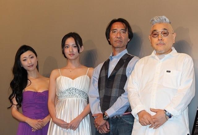 壇蜜、ファンから「うなぎパイ」受け取る お返しは甘い“飴”？