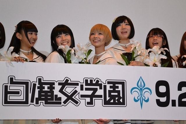 「でんぱ組.inc」の「白魔女学園」初日サプライズライブにファン歓喜！
