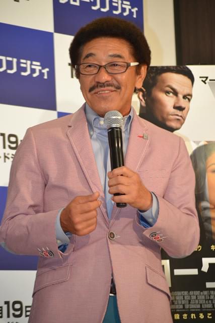 橋本マナミが具志堅用高にご褒美キス！「ブロークンシティ」イベント開催