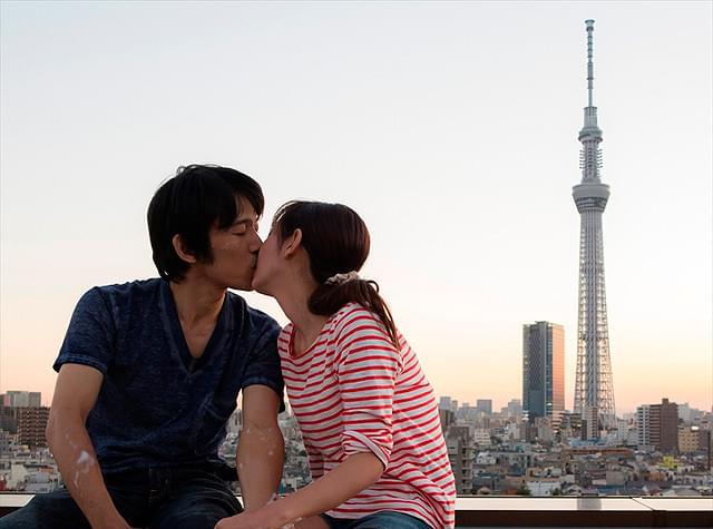 女性の8割に願望あり!? 岡田義徳主演、復活愛テーマのスマホドラマ「モトカレ」