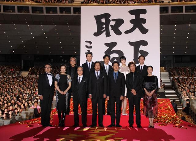 完成披露試写会に出席した三谷幸喜監督、 役所広司、大泉洋、佐藤浩市、鈴木京香、中谷美紀ら