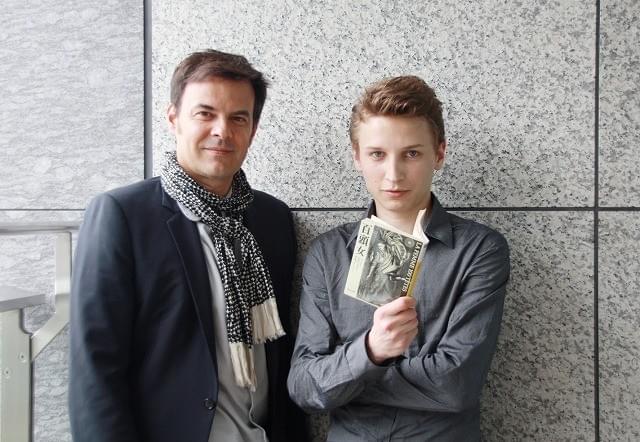 フランソワ・オゾン、“目力”で抜てきした美少年エルンストと語る「危険なプロット」