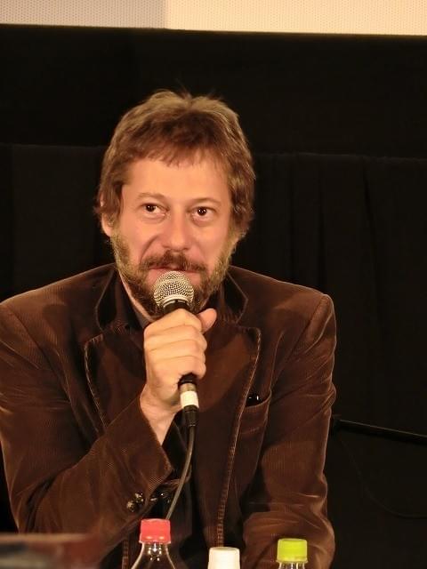 国際的に活躍のマチュー・アマルリック「監督業に専念したい」と意欲語る