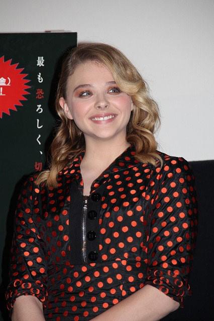 クロエ・モレッツ、3年ぶり来日でファン500人歓喜！