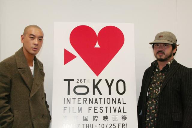 タッグを組んだジュノ・マックと清水崇