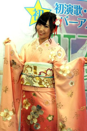 AKB岩佐美咲、聖子らカバーし成長実感 ソロでも「年末忙しくなれば」