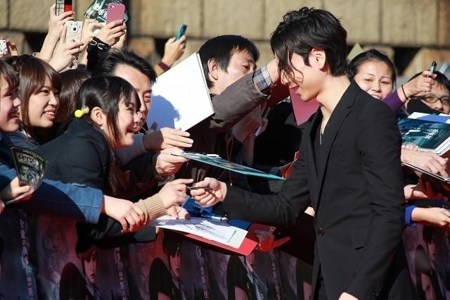 水嶋ヒロ、「黒執事」引っさげ2年半ぶり公の場で1000人の前に登場