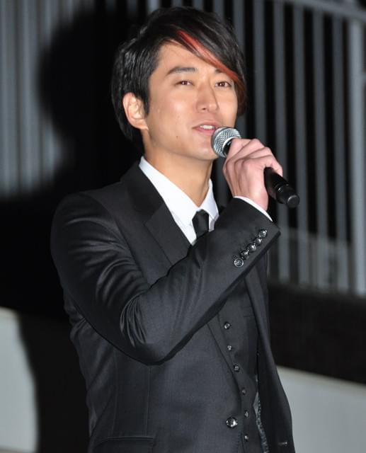 「カノ嘘」が渋谷をジャック！佐藤健、三浦翔平らが各所を駆けめぐる