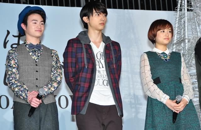 「カノ嘘」が渋谷をジャック！佐藤健、三浦翔平らが各所を駆けめぐる