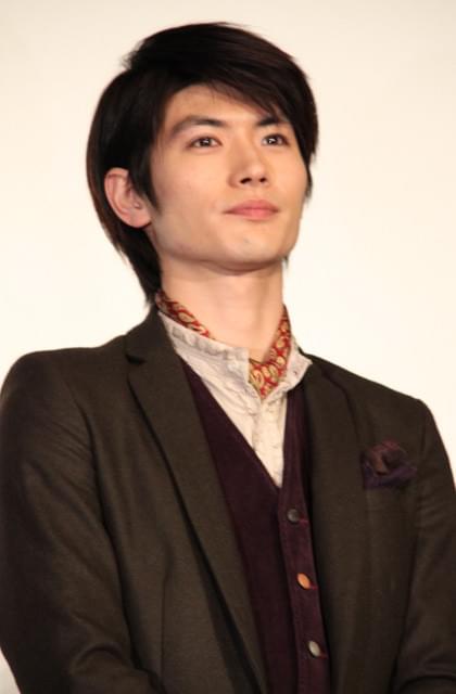 “大河コンビ”岡田准一＆井上真央「永遠の0」初日で笑顔のそろい踏み