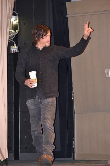 「ウォーキング・デッド」仲良しコンビ来日！安部晋三首相に出演オファーも