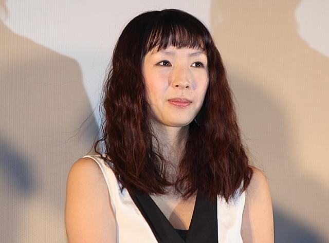 水川あさみ、主演作「バイロケーション」の初日挨拶を体調不良で欠席