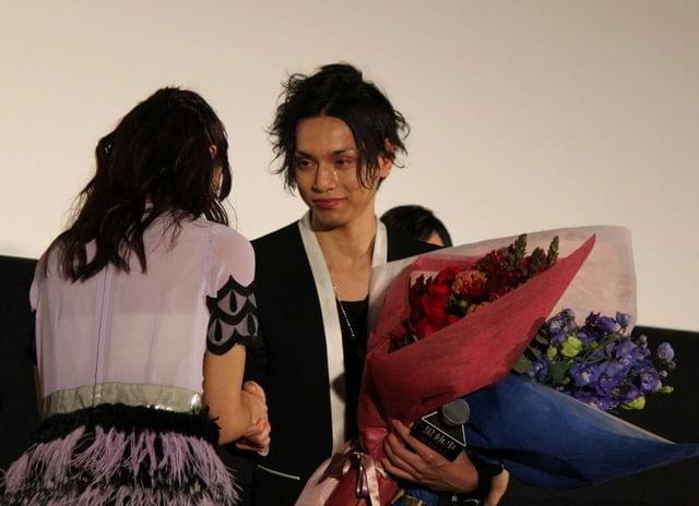 水嶋ヒロ、山本美月の号泣にもらい泣き 剛力彩芽も涙