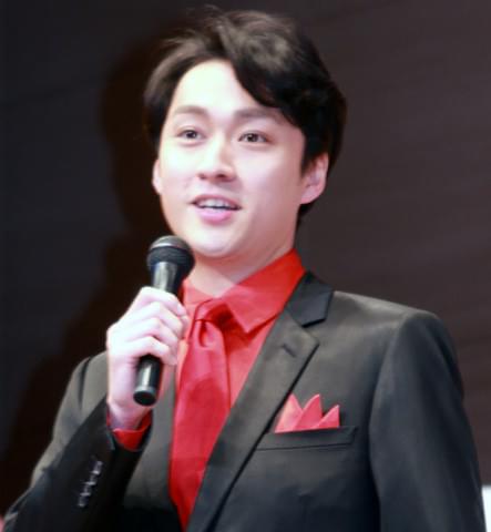 「偉大なる、しゅららぼん」仲良し4人組、「グダグダ、ユルユル」の舞台挨拶を 岡田将生が謝罪