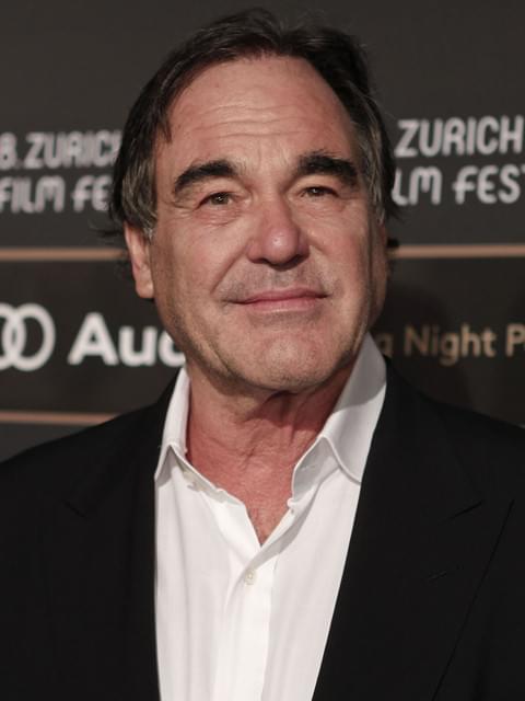 オリバー・ストーン監督、キング牧師の伝記映画から降板した理由をツイート