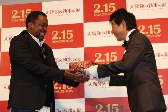 「大統領の執事の涙」リー・ダニエルズ監督、石田純一の“執事ぶり”を絶賛