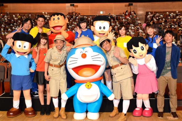 「COWCOW」善し＆多田、ドラえもんと一緒に「あたりまえ体操」