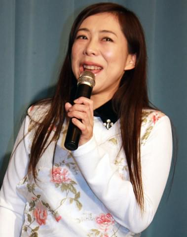 椿鬼奴、卒業控えた中高3年生に将来のトークネタづくり指南