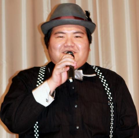 池松壮亮、「愛の渦」の“R18+”な初日舞台挨拶で奔放な性欲明かす