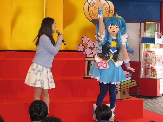 人気声優の中島愛＆潘めぐみ、プリキュアオールスターズと1日早いひな祭り満喫
