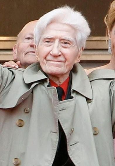 「二十四時間の情事」仏巨匠アラン・レネ監督が死去