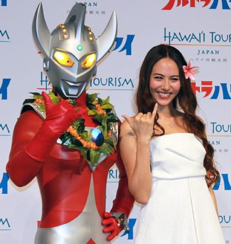 道端ジェシカ、ウルトラファミリーとのハワイ観光誘致に大はしゃぎ