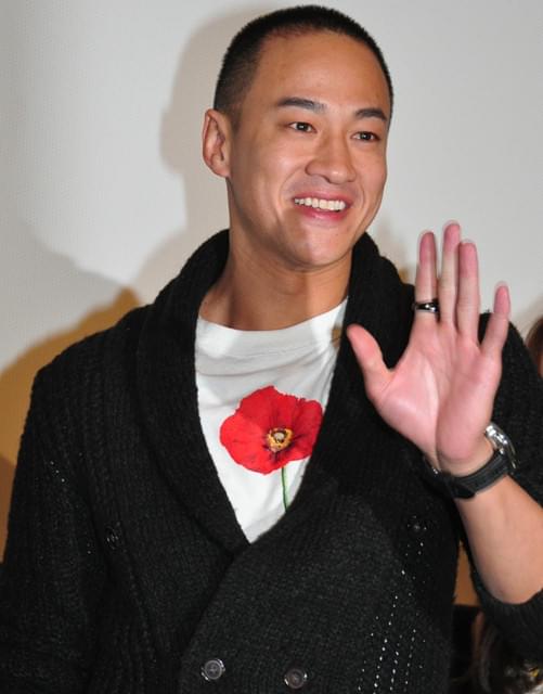 台湾スター、ピーター・ホー、犬との撮影を述懐し日本語で「ムズカシイ！」