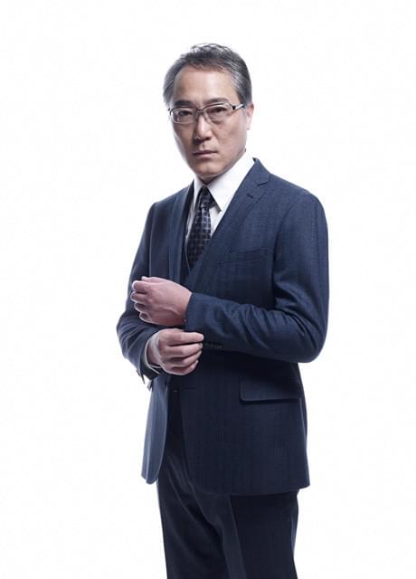 公安警察官役に初 挑戦する佐野史郎