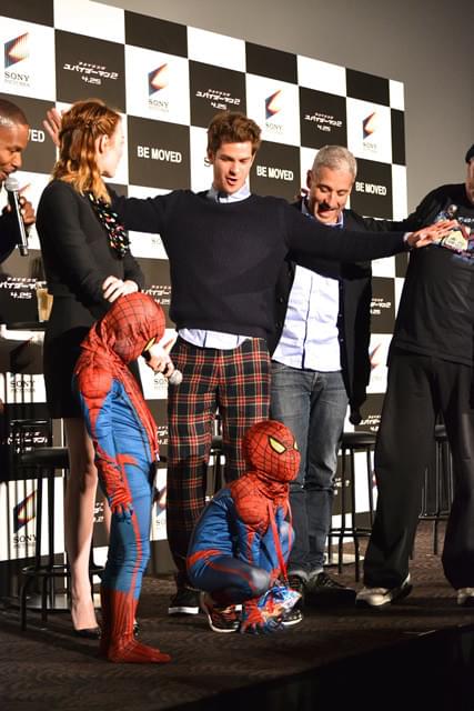 A・ガーフィールドら「スパイダーマン2」一行来日！ちびっ子にも大サービス