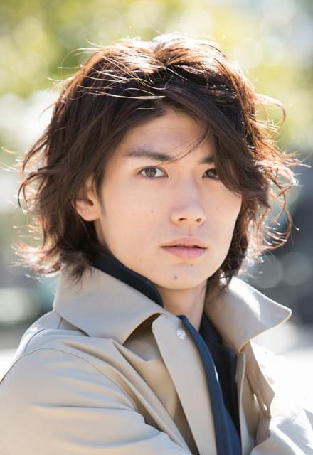 三浦春馬、実写版「進撃の巨人」に主演！長崎・軍艦島での撮影を予定