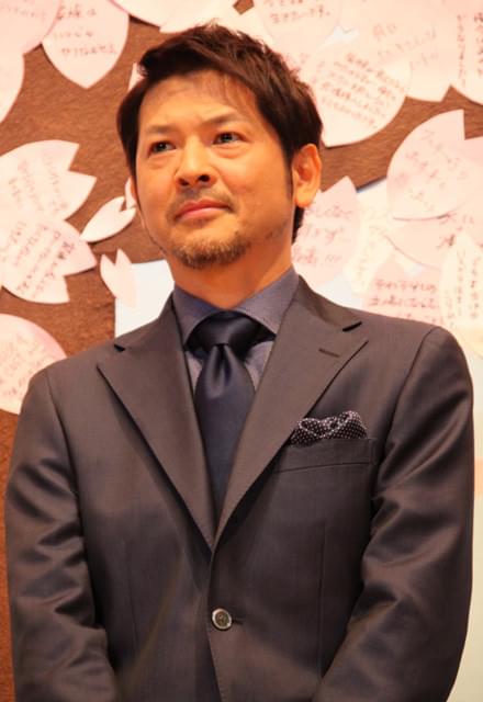 緒形直人、感無量の「サクラサク」初日 南果歩は涙ながらに感謝