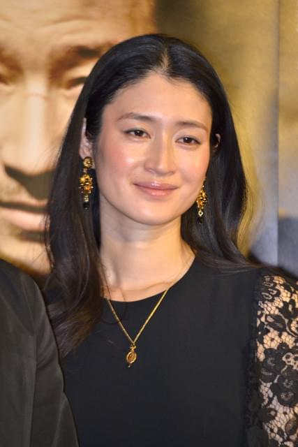 ハードボイルド探偵・浅野忠信に「ロング・グッドバイ」共演陣もほれぼれ