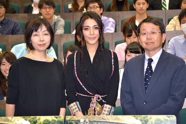 サヘル・ローズ「レイルウェイ」ティーチインで学生に熱弁「許すことは大切なこと」