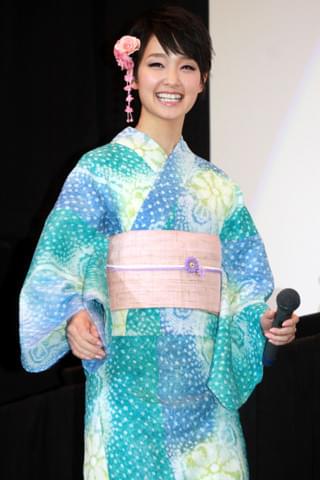 剛力彩芽「L・DK」御礼舞台挨拶で女子力アップの誓い