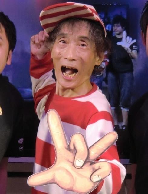 楳図かずお、初監督作は「きれいで怖いを目指した」 ボーダー柄のこだわりも語る