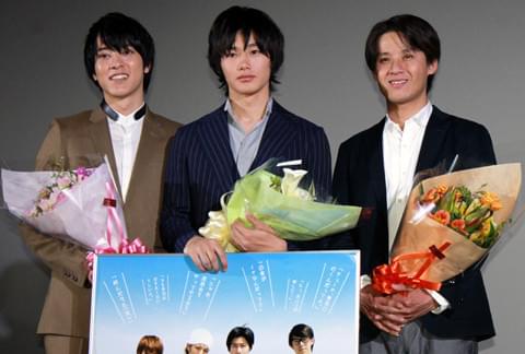 野村周平、初主演映画「クジラのいた夏」舞台挨拶で共演者のネタばれメッセージにダメ出し