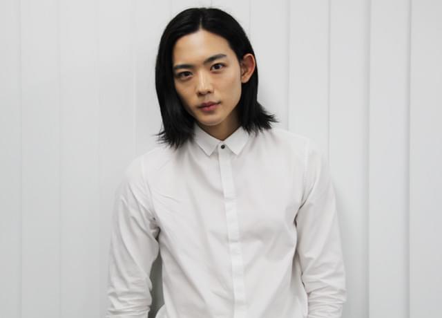 竜星涼「毎回違う役をやりたい」 ヒーローの仮面を脱ぎ捨てオタク青年を熱演！